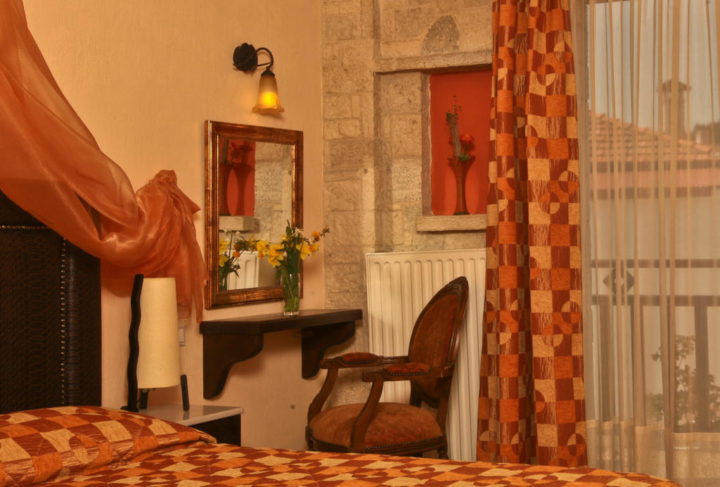 Mikri Arktos Hotel Eláti Quarto foto